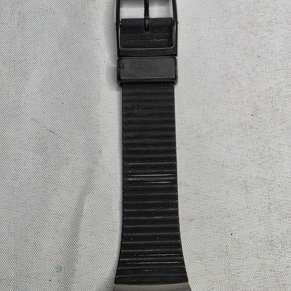 Swatch GX100 Heartstone Vintage 1988 Unisex Watch 34mm Gray Dot Dial Black Band - Picture 8 of 14